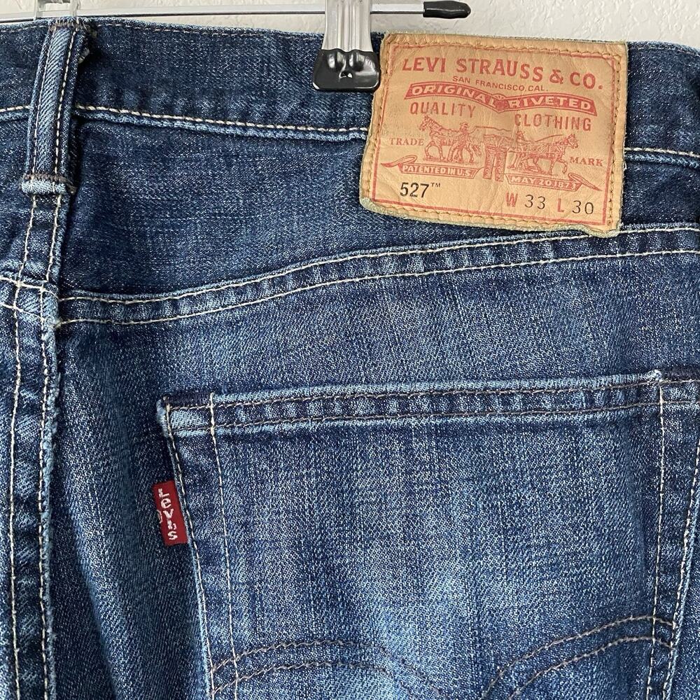 Levi's Jeans Mens 33x30 527 Blue Slim Bootcut Dark Wash 100% Cotton Faded Casual - Picture 3 of 11